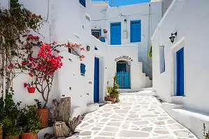 One Week in the Greek Islands Intrepid Tour | Intrepid Travel 18 to 35's