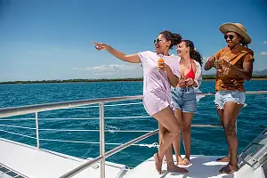 Oolala Cruises